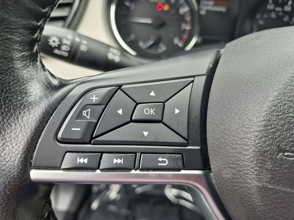 2022 Nissan Rogue Sport SL AWD Xtronic CVT