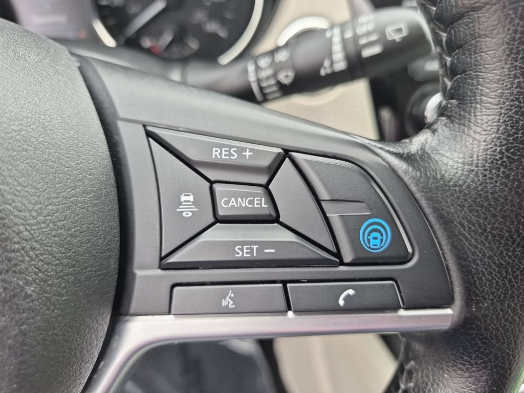 2022 Nissan Rogue Sport SL AWD Xtronic CVT
