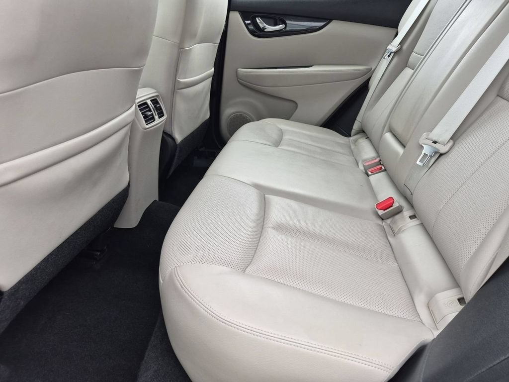 2022 Nissan Rogue Sport SL AWD Xtronic CVT