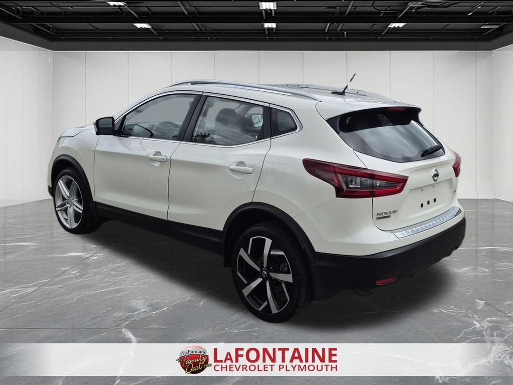 2022 Nissan Rogue Sport SL AWD Xtronic CVT