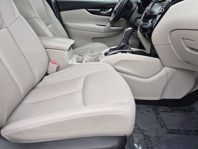 2022 Nissan Rogue Sport SL AWD Xtronic CVT