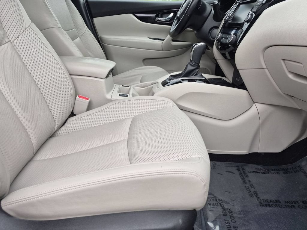 2022 Nissan Rogue Sport SL AWD Xtronic CVT
