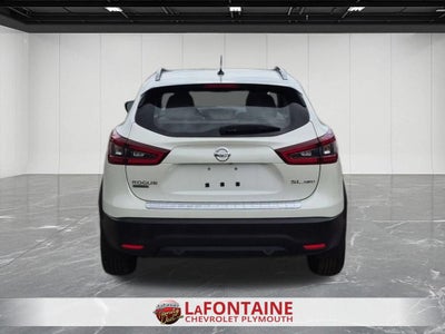 2022 Nissan Rogue Sport SL AWD Xtronic CVT