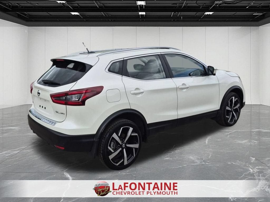 2022 Nissan Rogue Sport SL AWD Xtronic CVT