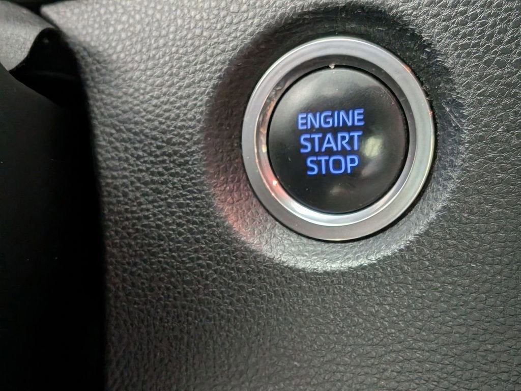 2020 Toyota Corolla Hatchback SE