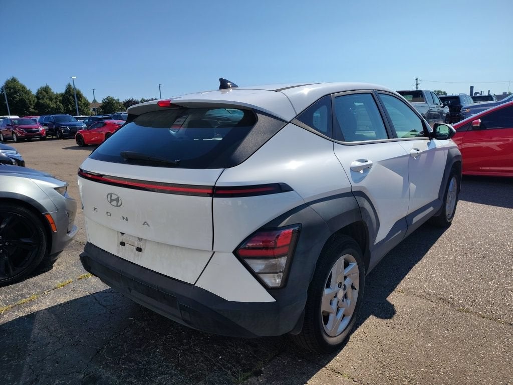 2025 Hyundai Kona SE